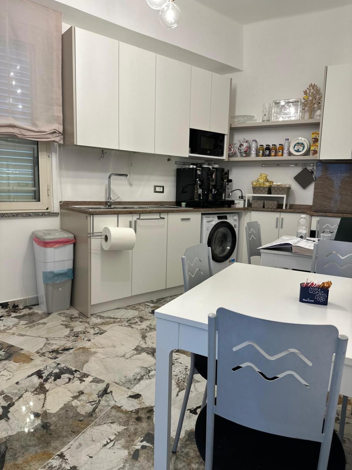 צ'יסטרנה די לטינה Di Fiore Bed Breakfast מראה חיצוני תמונה