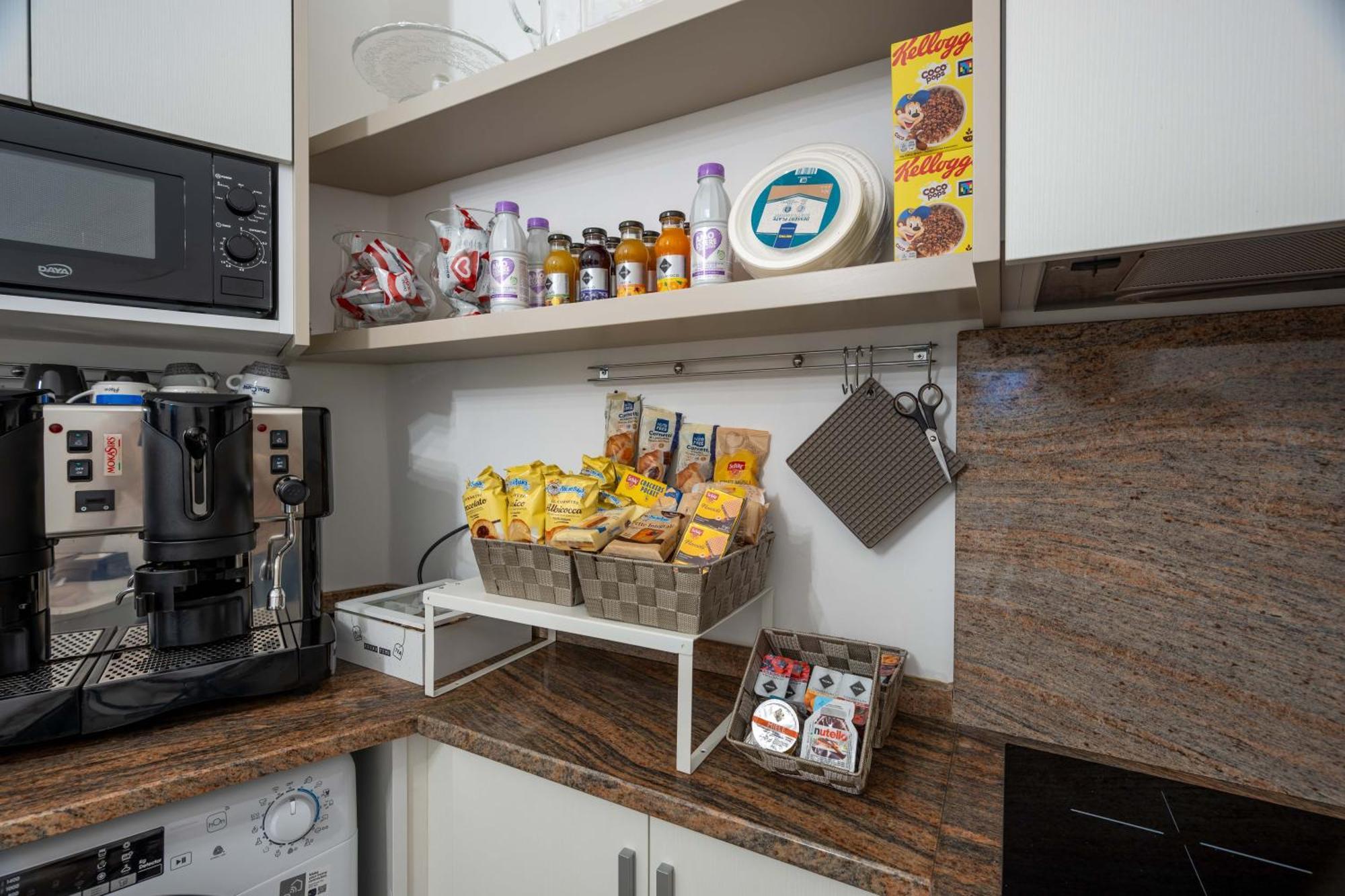 צ'יסטרנה די לטינה Di Fiore Bed Breakfast מראה חיצוני תמונה